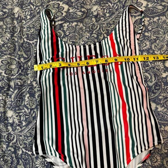 GUESS - Striped One Piece Striped Scoop Back Swimsuit - Picture 5 of 5